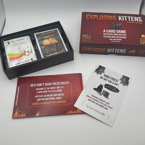 New Exploding Kittens Card Game - Picture 1 of 4